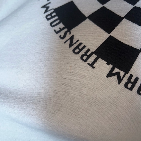 UO New Wave Mock Neck Graphic Tshirt - Picture 3 of 3